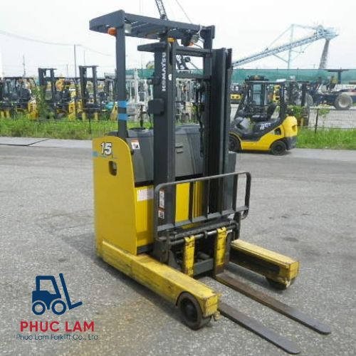 xe-nang-dung-lai-komatsu