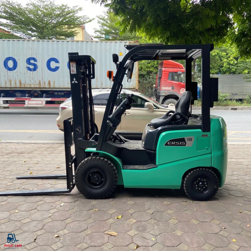 Xe nâng dầu Mitsubishi 1.8 tấn FD18T14 tại Phúc Lâm Xe nâng dầu Mitsubishi 1.8 tấn FD18T14 tại Phúc Lâm