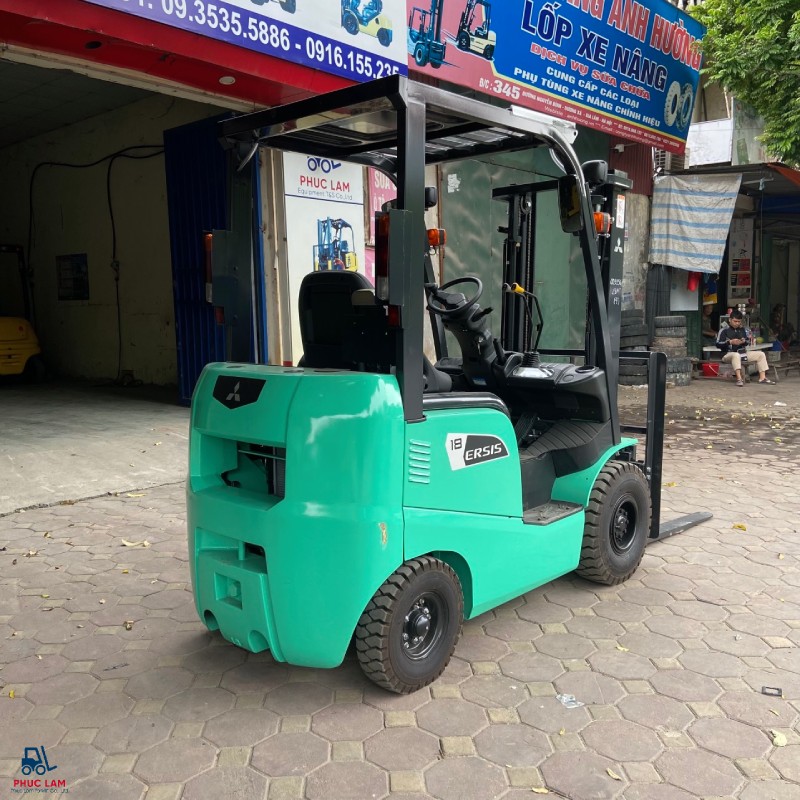 Xe nâng dầu Mitsubishi 1.8 tấn FD18T14 tại Phúc Lâm Xe nâng dầu Mitsubishi 1.8 tấn FD18T14 tại Phúc Lâm