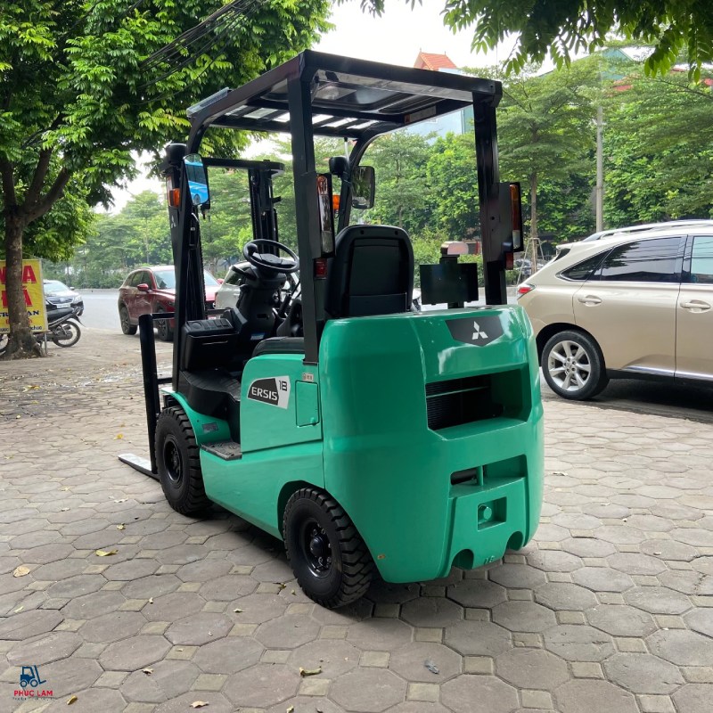 Xe nâng dầu Mitsubishi 1.8 tấn FD18T14 tại Phúc Lâm Xe nâng dầu Mitsubishi 1.8 tấn FD18T14 tại Phúc Lâm
