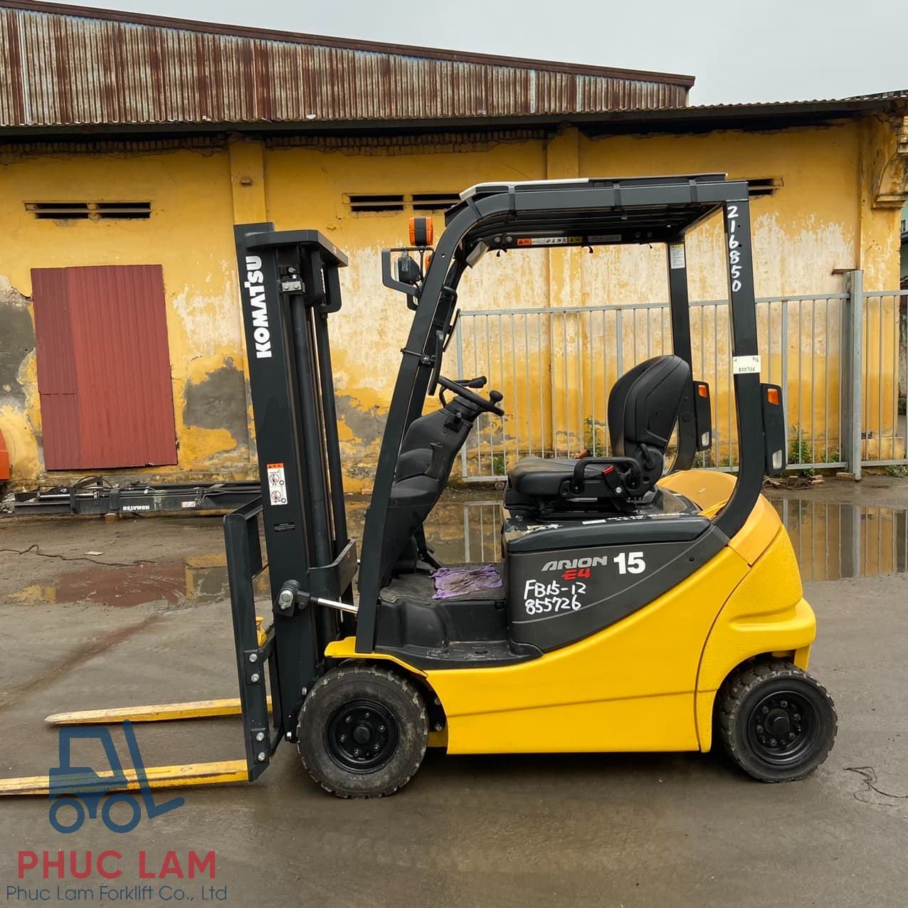 Xe nâng điện Komatsu 1.5 tấn model FB15M-12