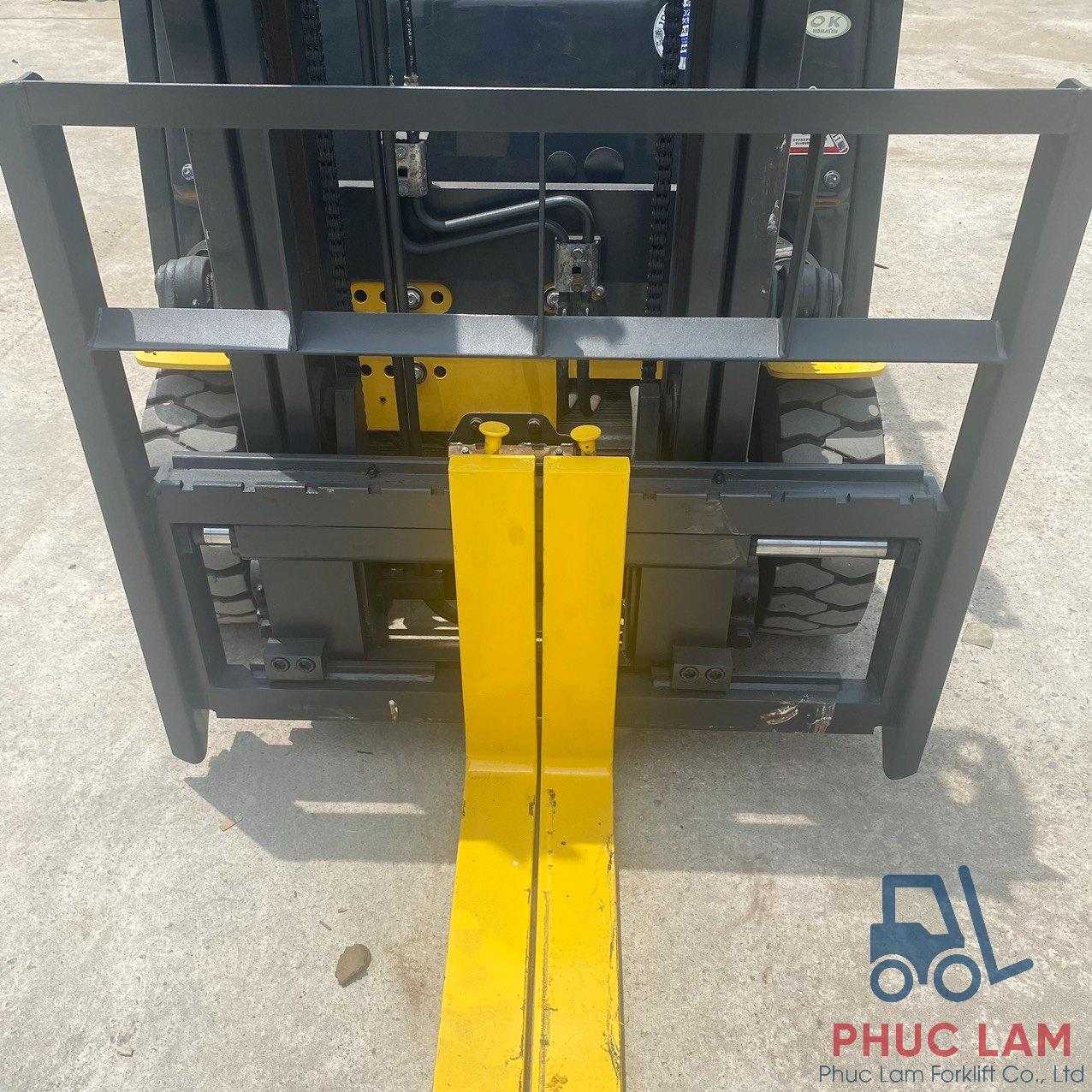 Xe nâng điện Komatsu 1.5 tấn model FB15M-12