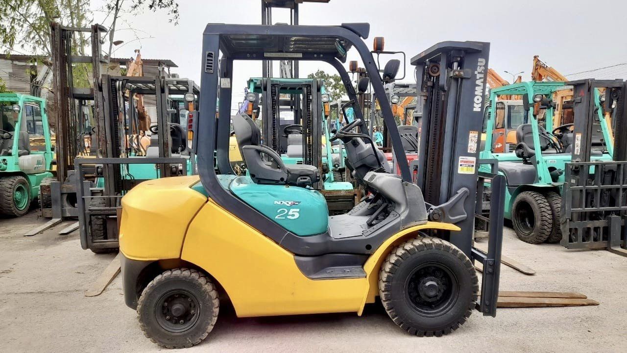 Dịch vụ thuê xe nâng giá rẻ tại Phúc Lâm Dịch vụ thuê xe nâng giá rẻ tại Phúc Lâm