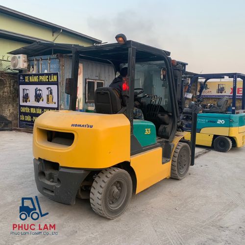 xe nâng dầu xe-nang-dau-3.3-tan