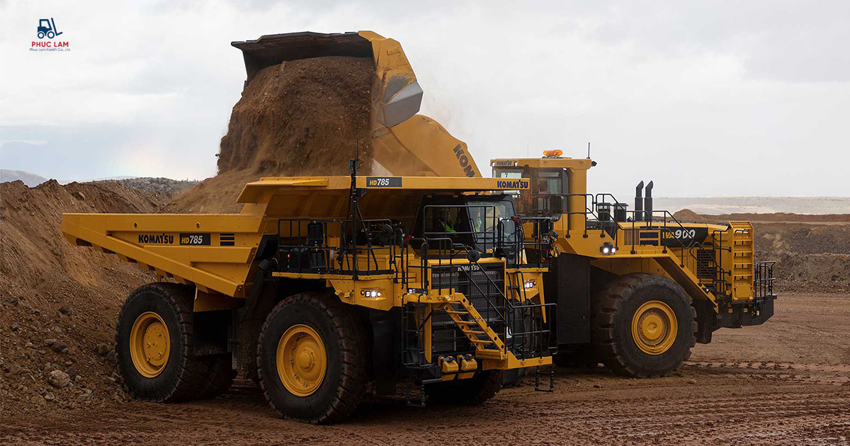 Komatsu HD785
