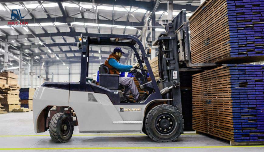 Một số lưu ý trong quá trình thuê xe nâng