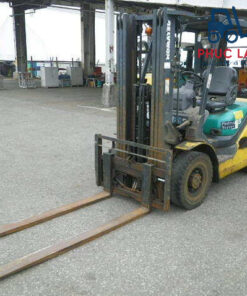 Xe nâng dầu Komatsu 2.5 tấn model FD25T-16 cũ