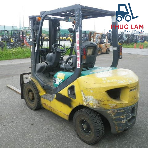 Xe nâng dầu Komatsu 2.5 tấn model FD25T-16 cũ