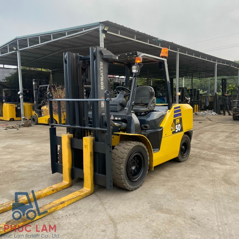 Xe nâng dầu Komatsu 5.0 tấn model FH50-1