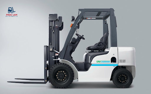 Xe nâng dầu UNICCARRIEAR 2.5 tấn