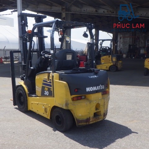 Xe nâng điện Komatsu 3.0 tấn model FB30-12 cũ