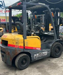 Xe nâng dầu TCM 2.0 tấn model FD20T13 cũ