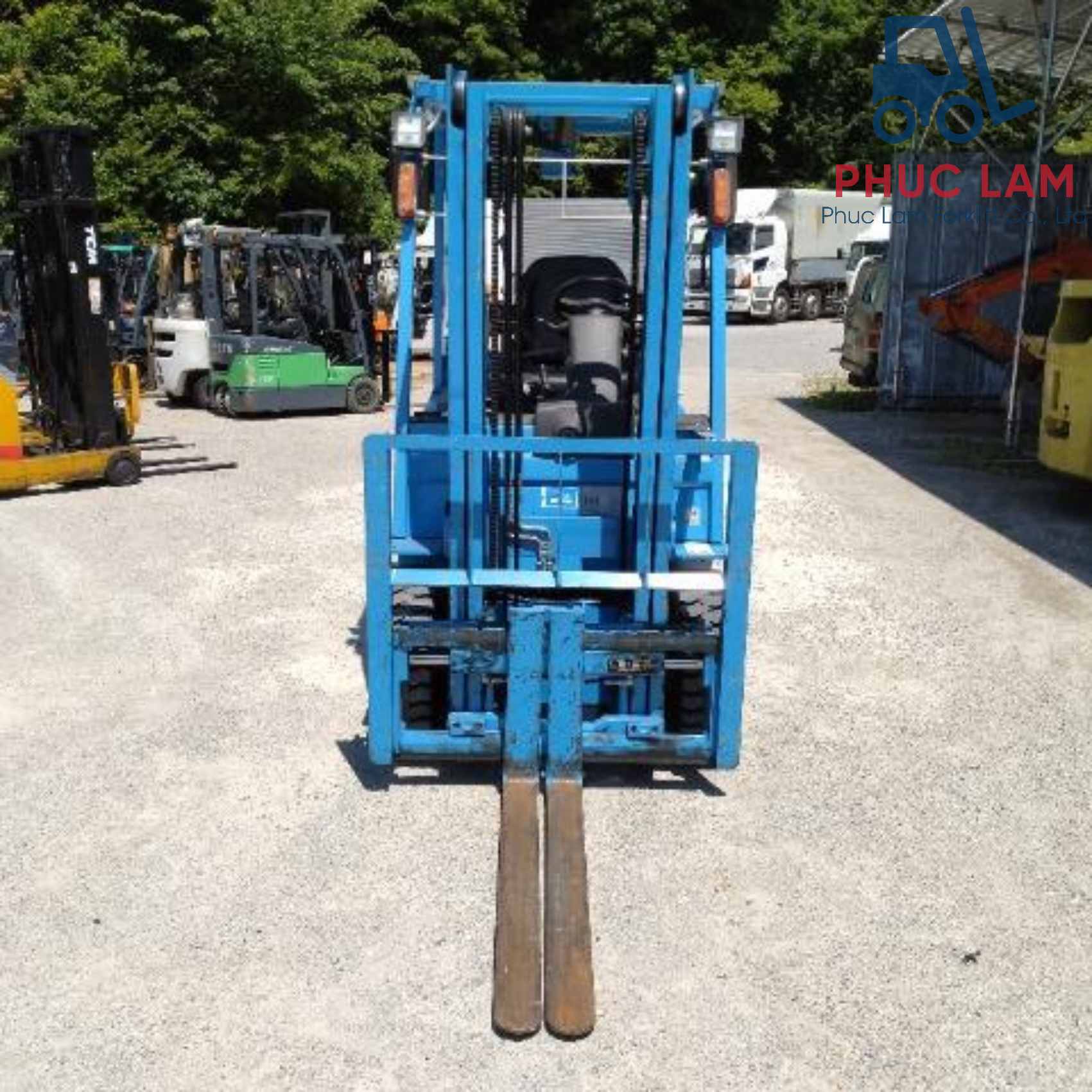 Xe nâng dầu Unicarriers 1.5 tấn model FD15T14 cũ
