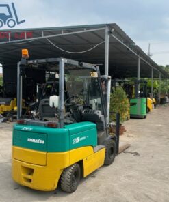 Xe nâng điện Komatsu 2.5 tấn model FB25EX-11