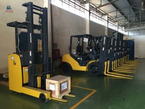 Xe nâng điện Komatsu