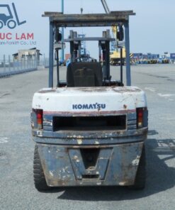 Xe nâng dầu Komatsu 4.5 tấn model FD45-5 cũ