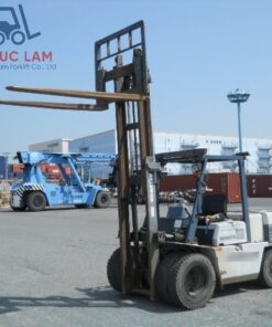 Xe nâng dầu Komatsu 4.5 tấn model FD45-5 cũ