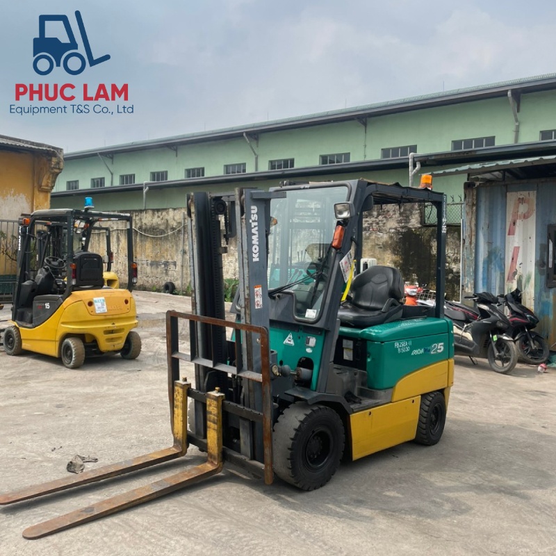 Xe nâng điện Komatsu 2.5 tấn FB25EX-11