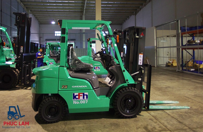 Dịch vụ thuê xe nâng Dịch vụ thuê xe nâng