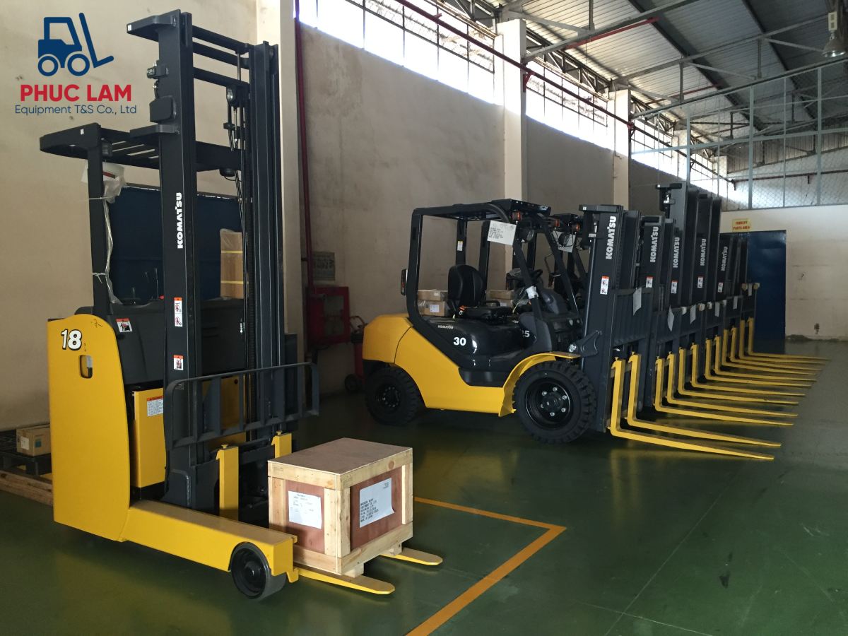 Xe nâng điện Forklift_ Komatsu Xe nâng điện Forklift_ Komatsu