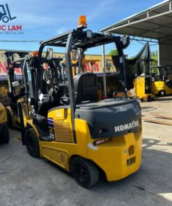 Xe nâng điện Komatsu 2.5 tấn model FE25H-1 tại cũ Phúc Lâm