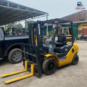 Xe nâng dầu 5 tấn