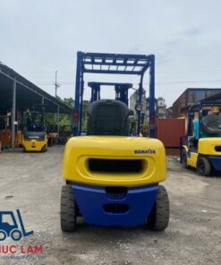 xe-nang-dau-komatsu-2.5-tan-fd25c