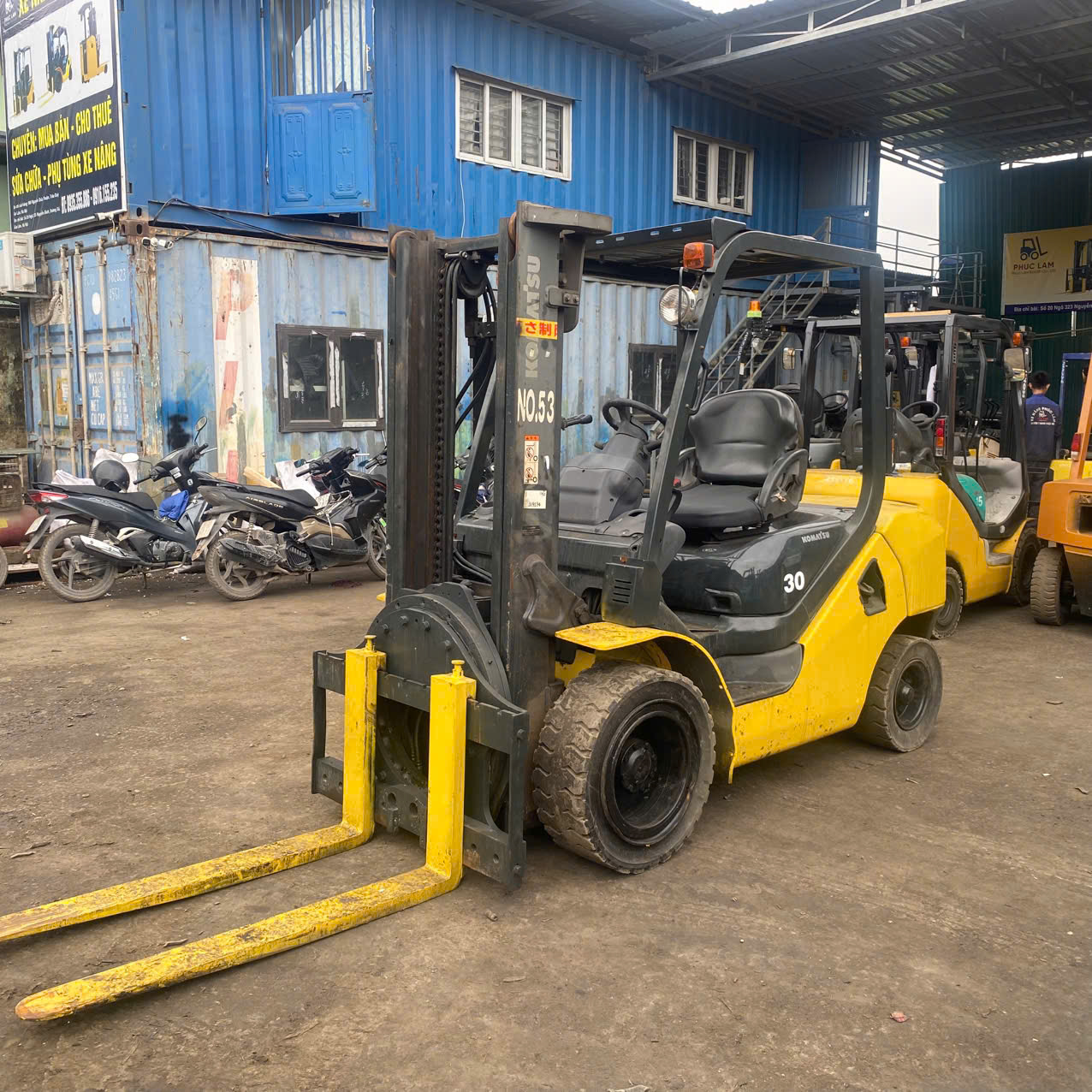Xe Nâng Dầu Komatsu dầu 3 tấn FD30T-17 - Ảnh 5