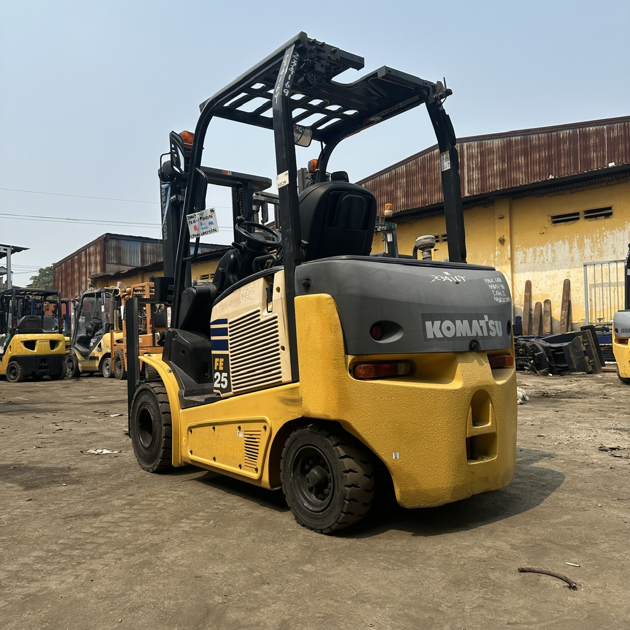 Xe Nâng Điện Komatsu FE25-1 2.5 tấn mới 90% - Ảnh 9