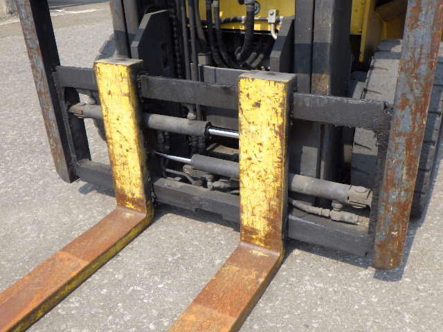 Xe nâng điện Komatsu 2.5 tấn ngồi lái mới 90% - Ảnh 11