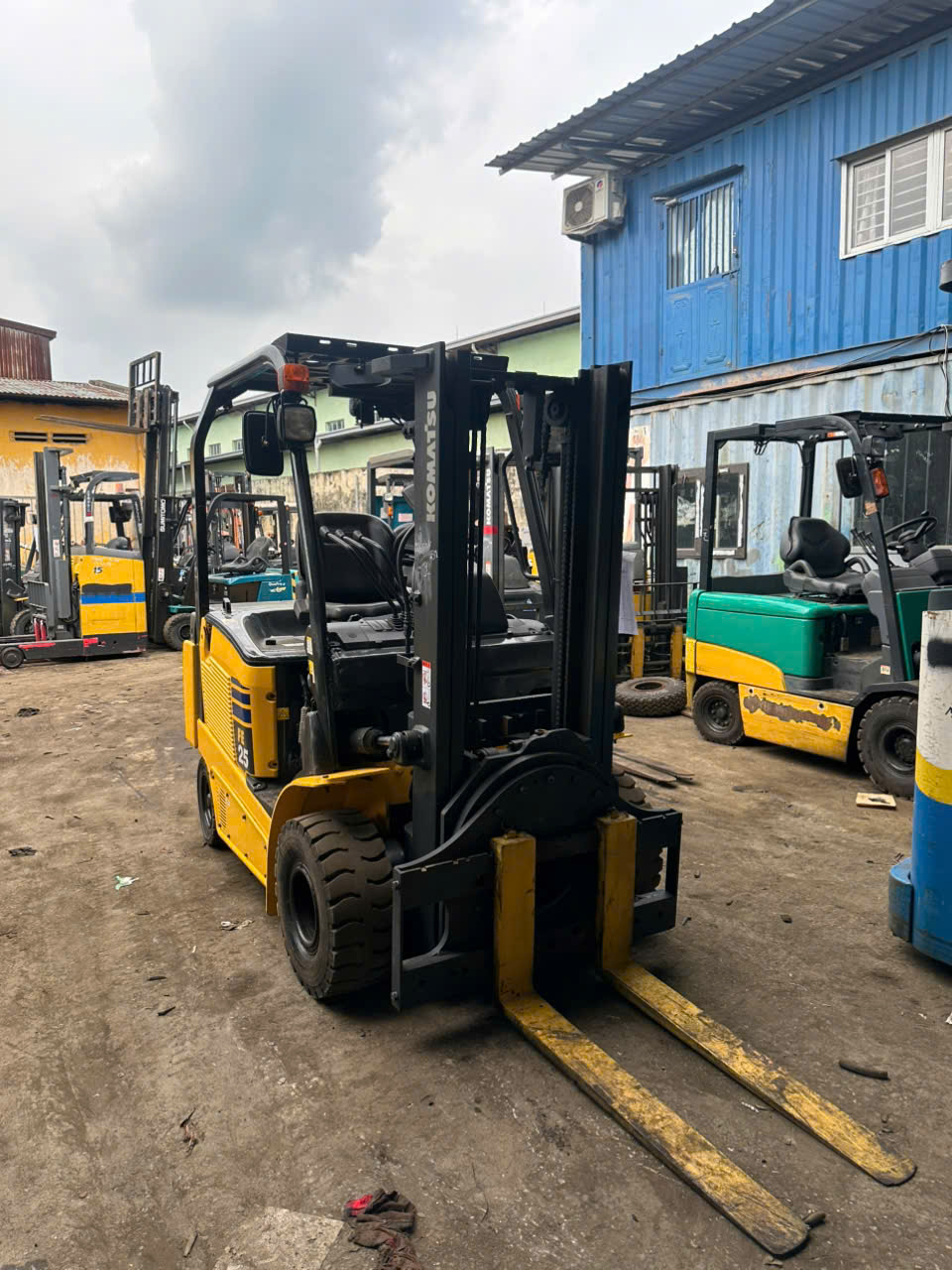 Xe Nâng Điện Komatsu 2.5 Tấn, FE25-1 Mâm Xoay