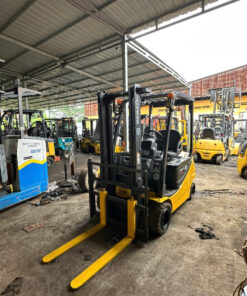 Xe nâng điện Komatsu FB20A-12, sản xuất năm 2019