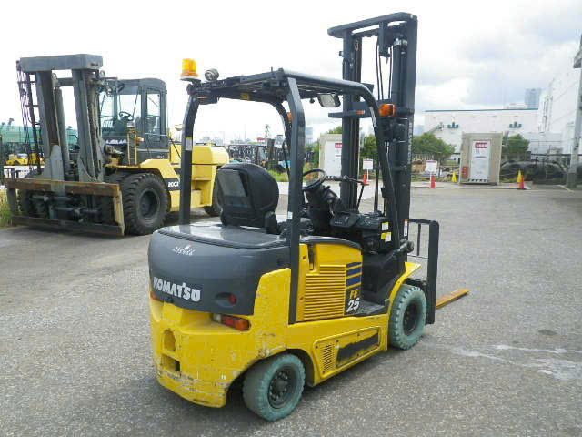 Xe Nâng Điện Komatsu FE25-1 - Ảnh 11