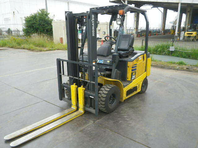 Xe nâng điện Komatsu FE25-1 sx 2020