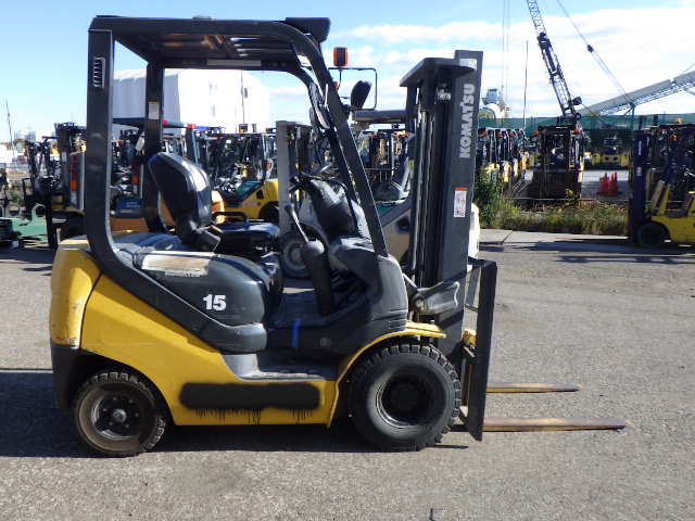 Xe nâng dầu Komatsu 1.5 tấn FD15C-21