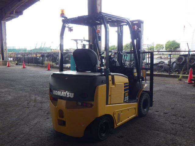 Xe nâng điện Komatsu FE25-1 - Ảnh 6