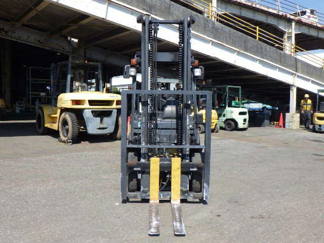 Xe nâng điện Komatsu FB30-12 - Ảnh 11