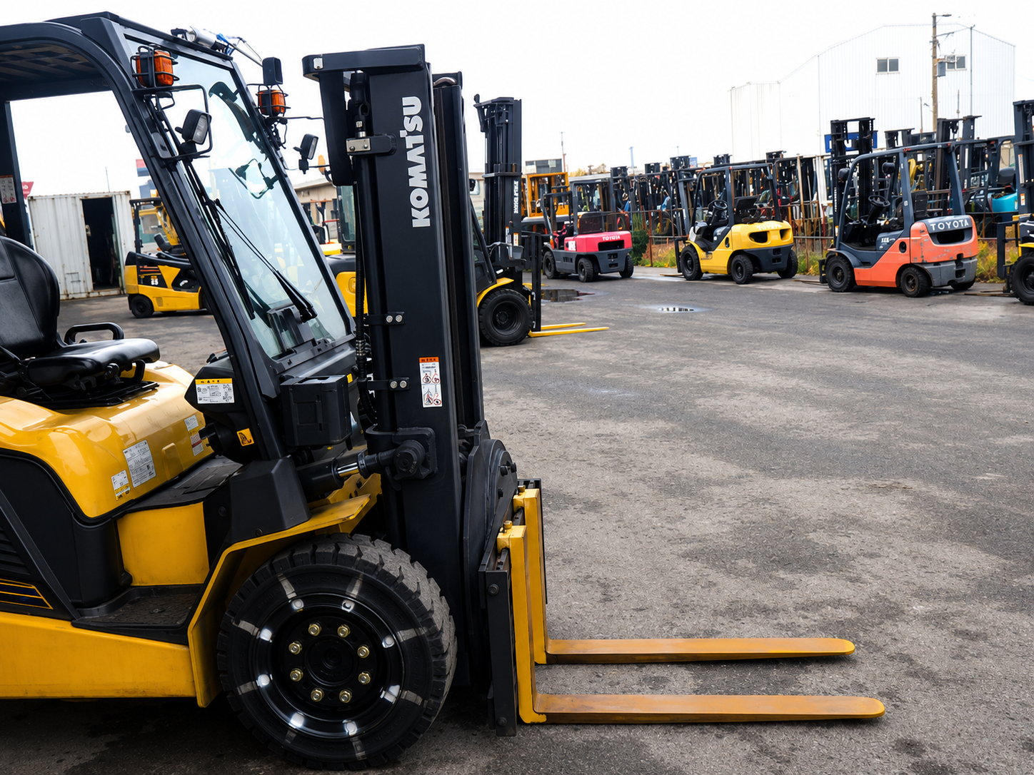 Xe nâng Nhật bãi nguyên bản được định giá dựa trên những yếu tố nào