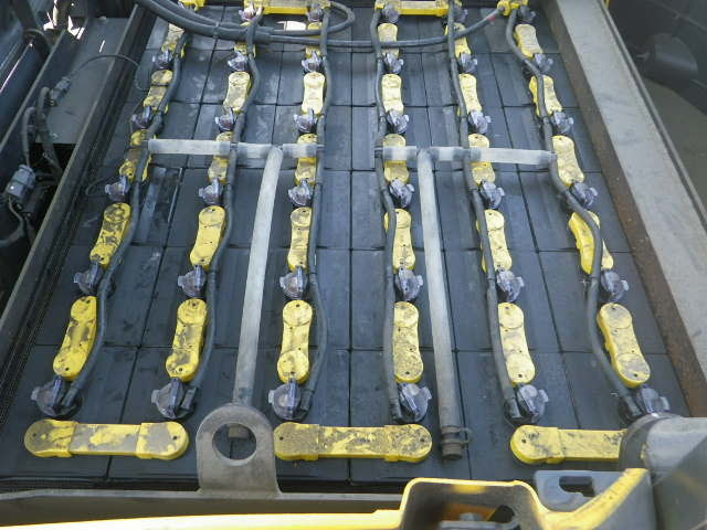 Xe nâng điện Komatsu 2.5 tấn FB25-12 (100067) - Ảnh 14