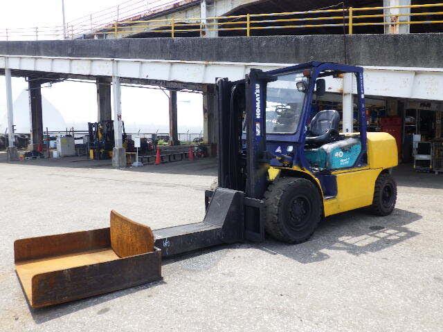 Xe nâng dầu Komatsu 4 tấn FD40T-7#102499 - Ảnh 2