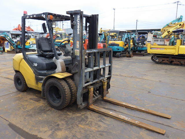 Xe nâng dầu Komatsu 3.0 tấn FD30T-16 (748631)