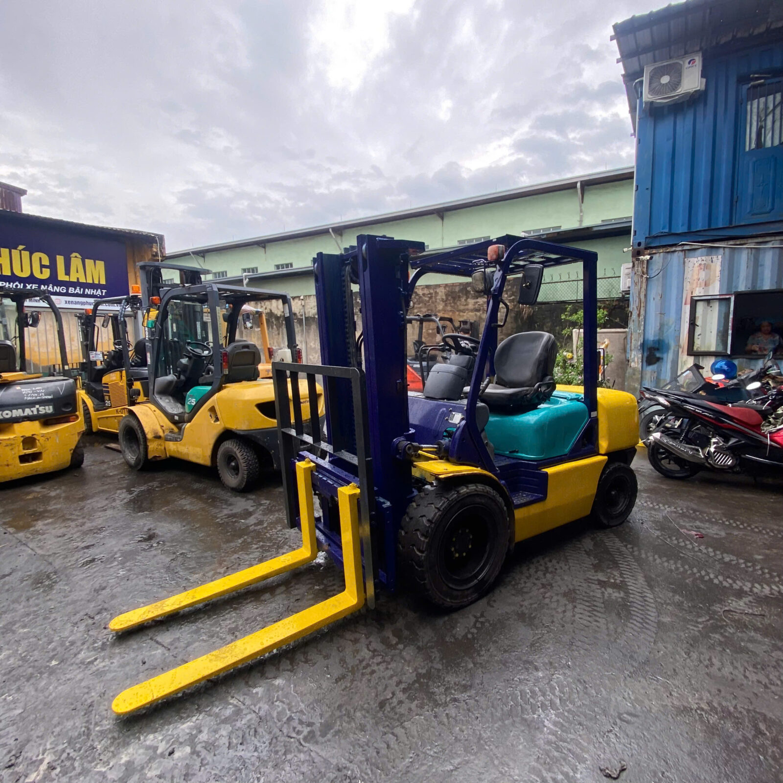 Xe nâng dầu Komatsu 3 tấn FD30HW-12 (527194), sản xuất năm 1998 - Ảnh 2