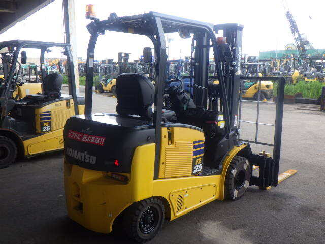 Xe nâng điện Komatsu 2.5 tấn FE25-1 (309186) - Ảnh 4