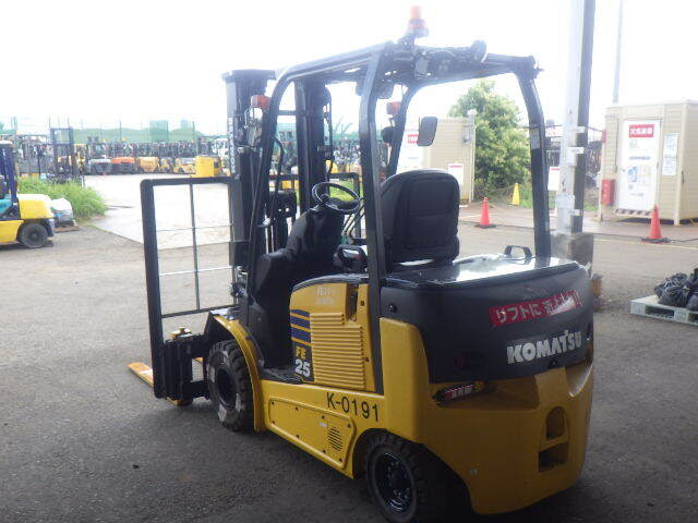 Xe nâng điện Komatsu 2.5 tấn FE25-1 (309186) - Ảnh 5