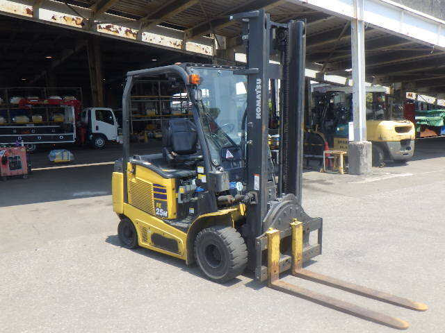 Xe nâng điện Komatsu 2.5 tấn FE25H-1 (307707) - Ảnh 2
