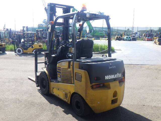 Xe nâng điện Komatsu 3 tấn FE30-1 (304411) - Ảnh 4