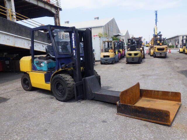 Xe nâng dầu Komatsu 4 tấn FD40T-7#102499 - Ảnh 3